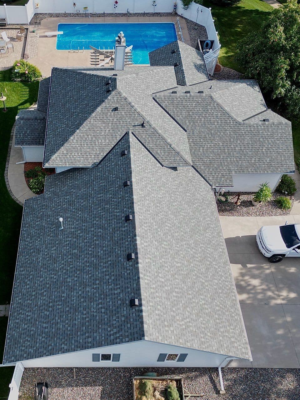 Gallery photos for Roof Transformation with Tamko Titan XT Shingles: Image #1