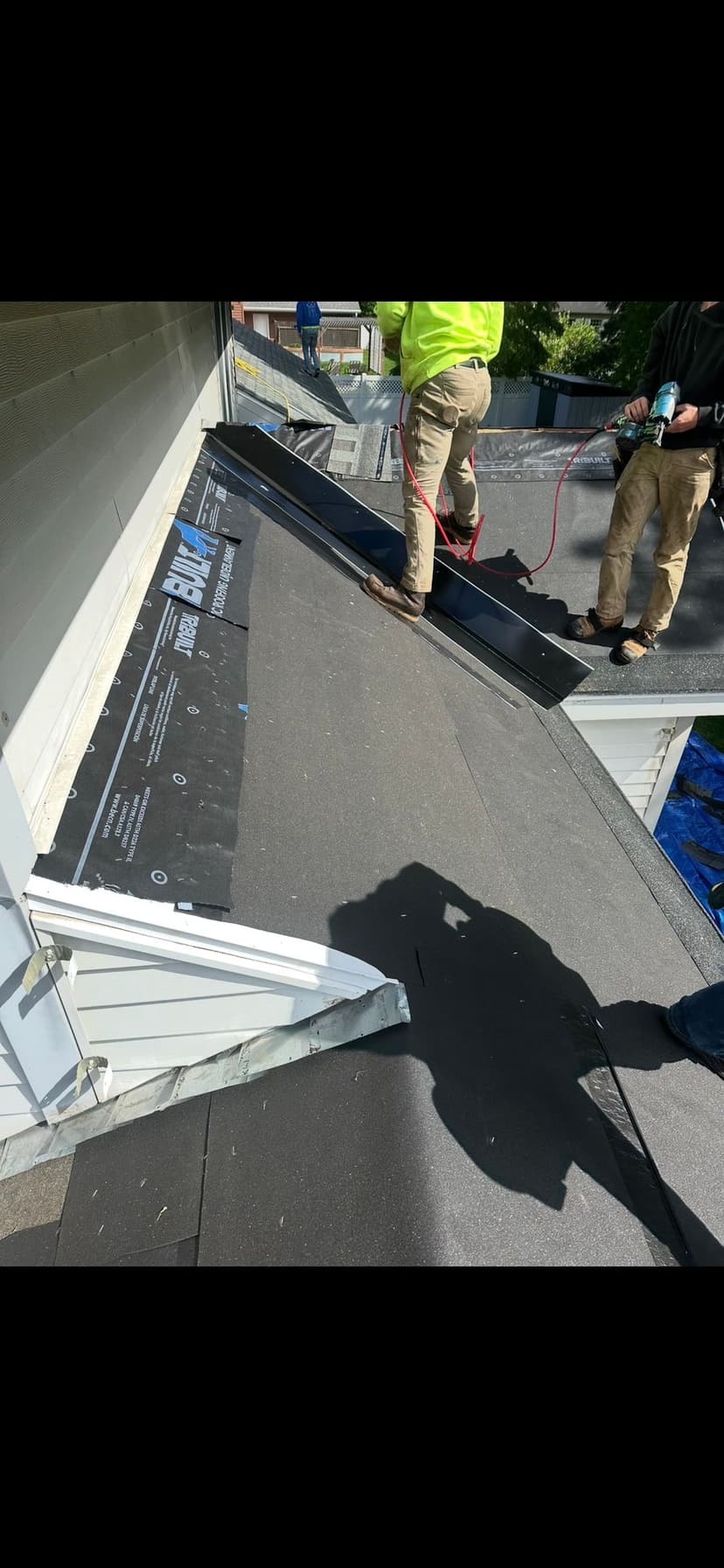 Top Roofing Contractor Award 2023's image