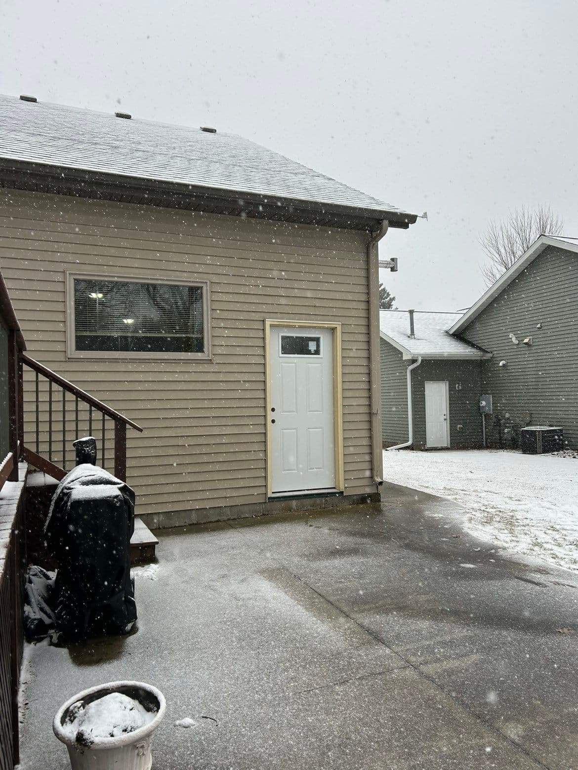 Gallery photos for Fantastic Siding and Door Installation in Rice: Image #1